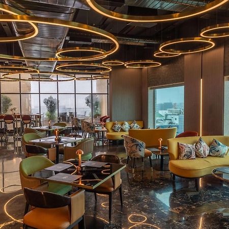 Novotel Mumbai International Airport Exterior foto